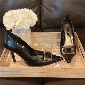 Nine West heals